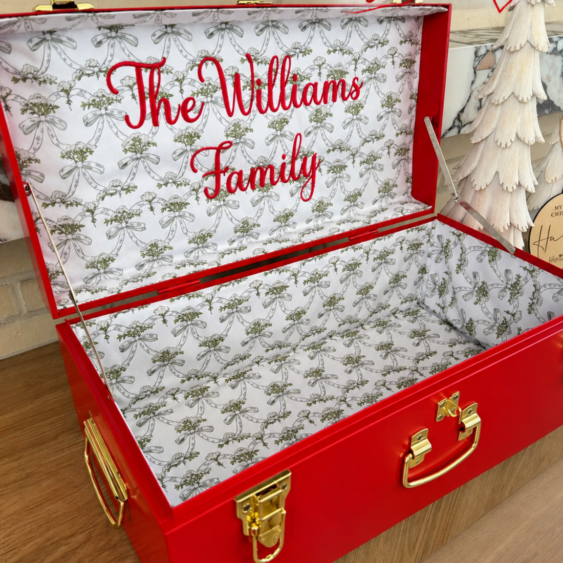 Christmas Trunk  - Regular Size