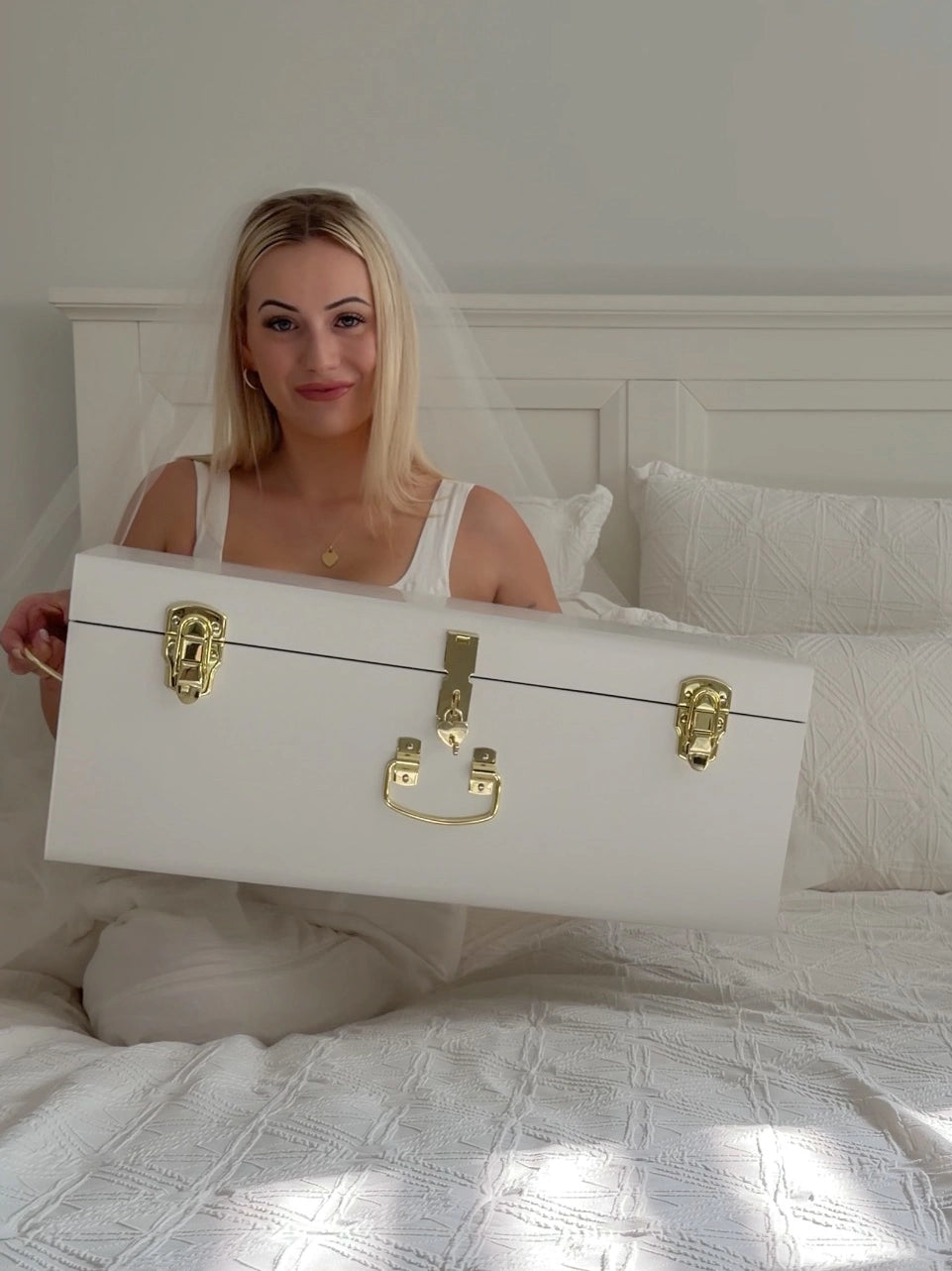 Classic Bridal Trunk (Regular Size)